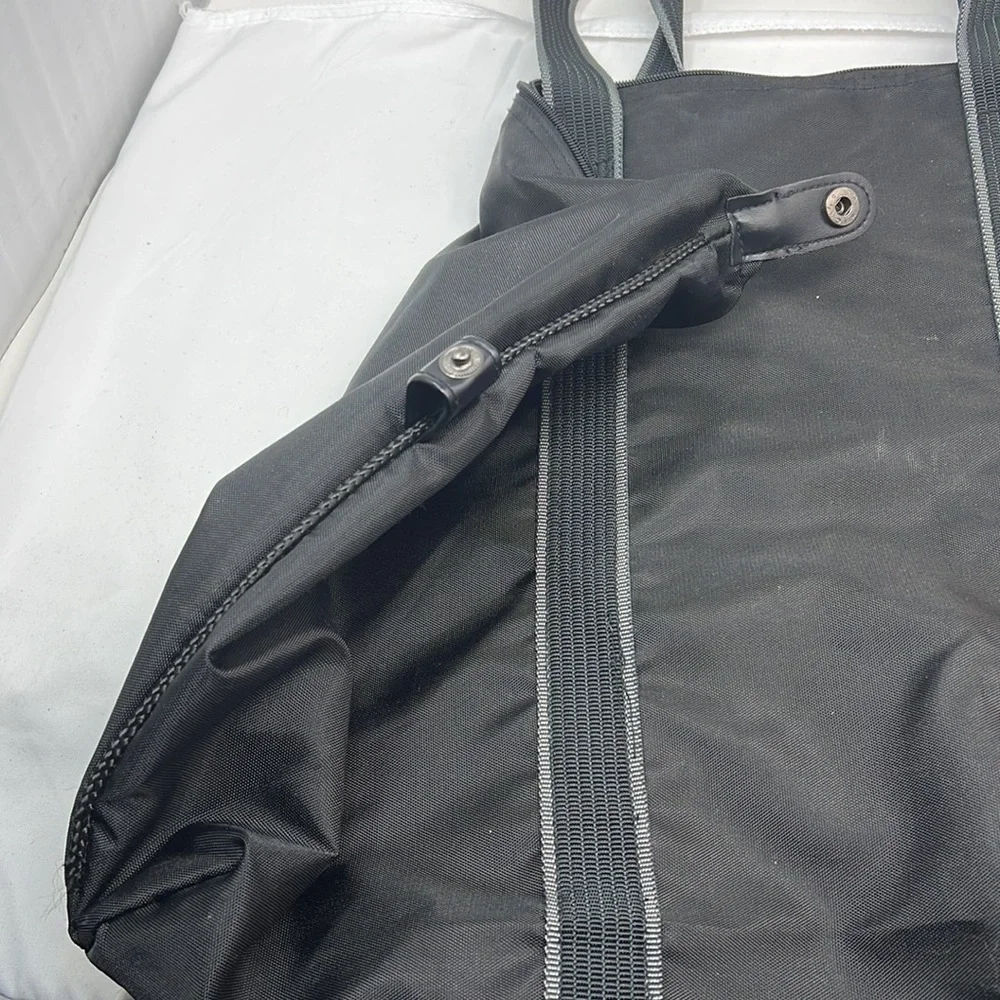 Pierre Cardin Large 25” x 18” Black Ballistic Nylon Zip Travel Duffel Tote Bag